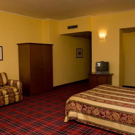 ホテル Europalace